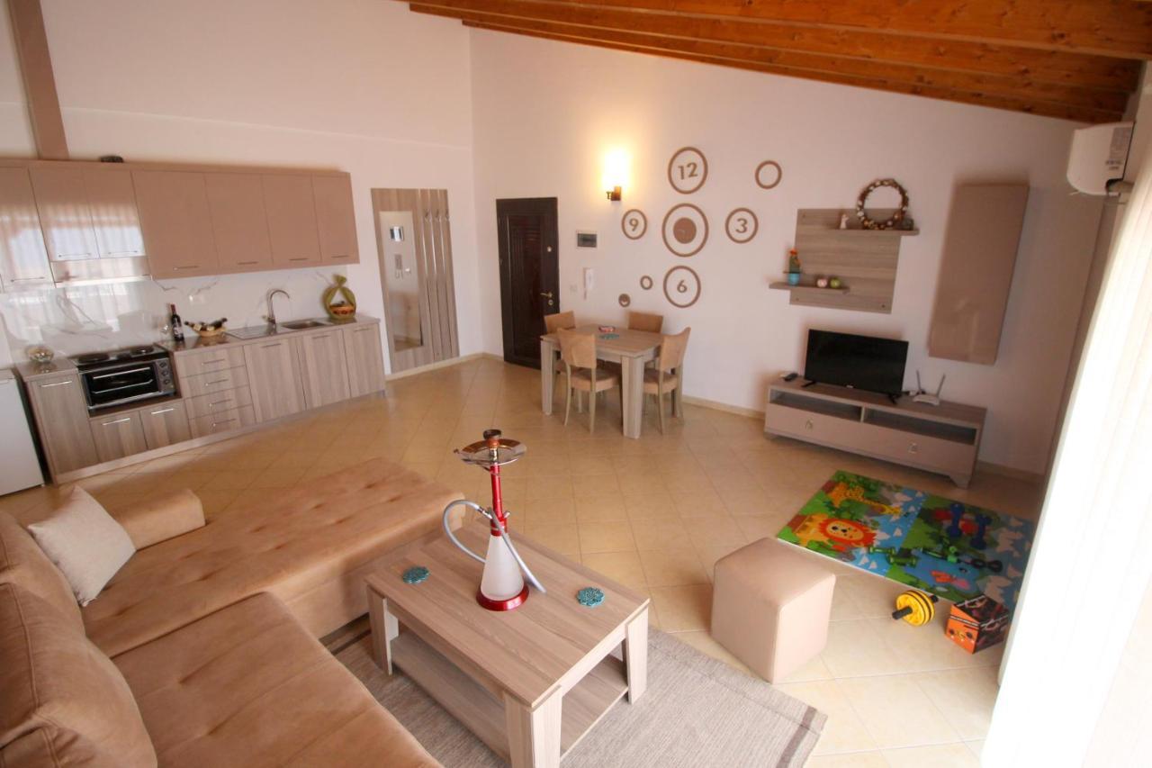 Atlantis Apartments Sarandë Eksteriør bilde