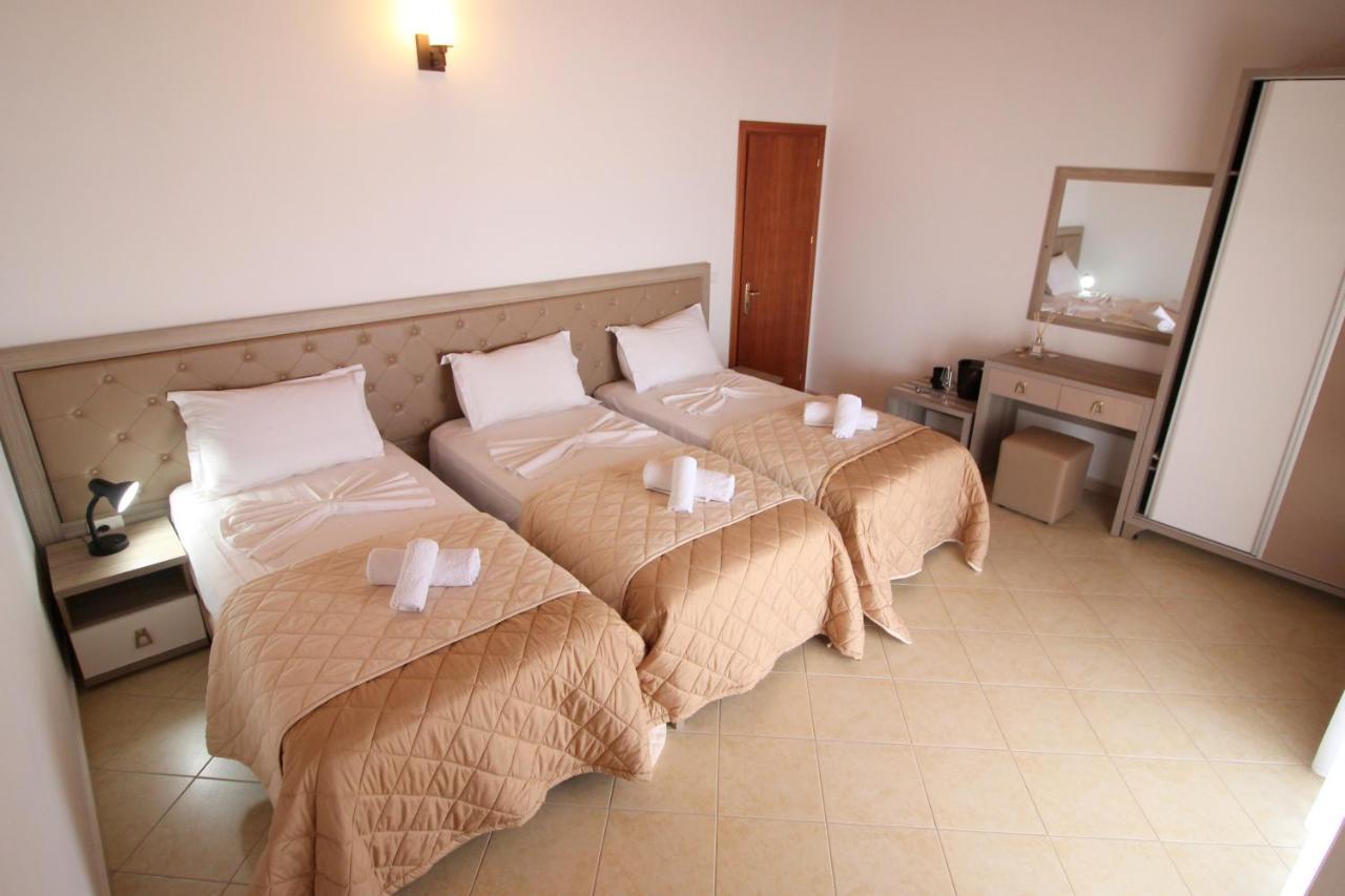 Atlantis Apartments Sarandë Eksteriør bilde