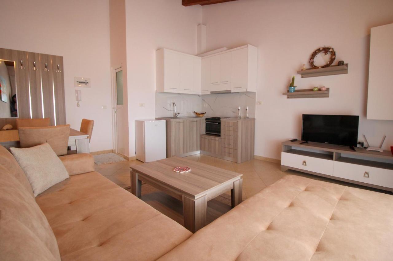 Atlantis Apartments Sarandë Eksteriør bilde
