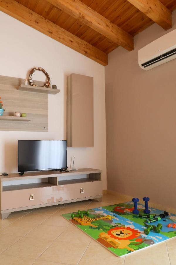 Atlantis Apartments Sarandë Eksteriør bilde