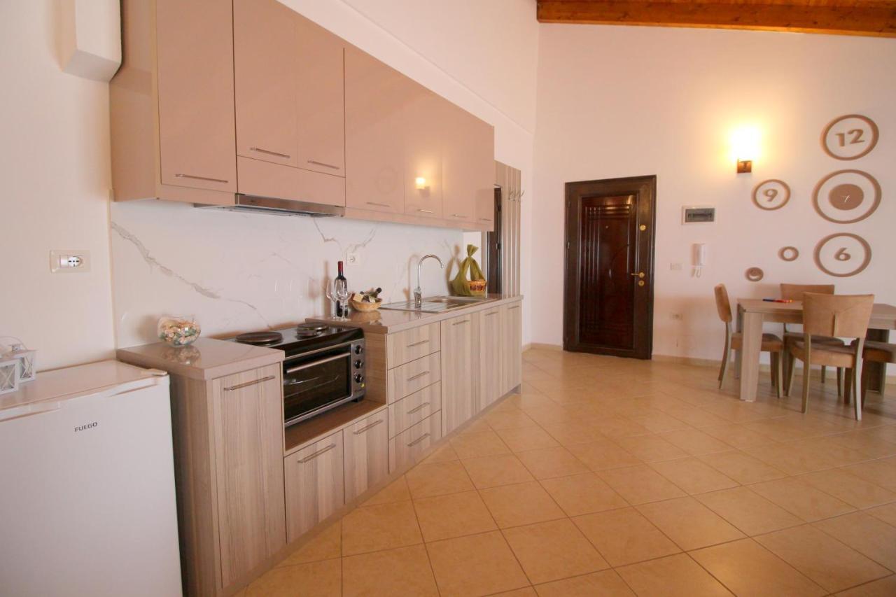 Atlantis Apartments Sarandë Eksteriør bilde
