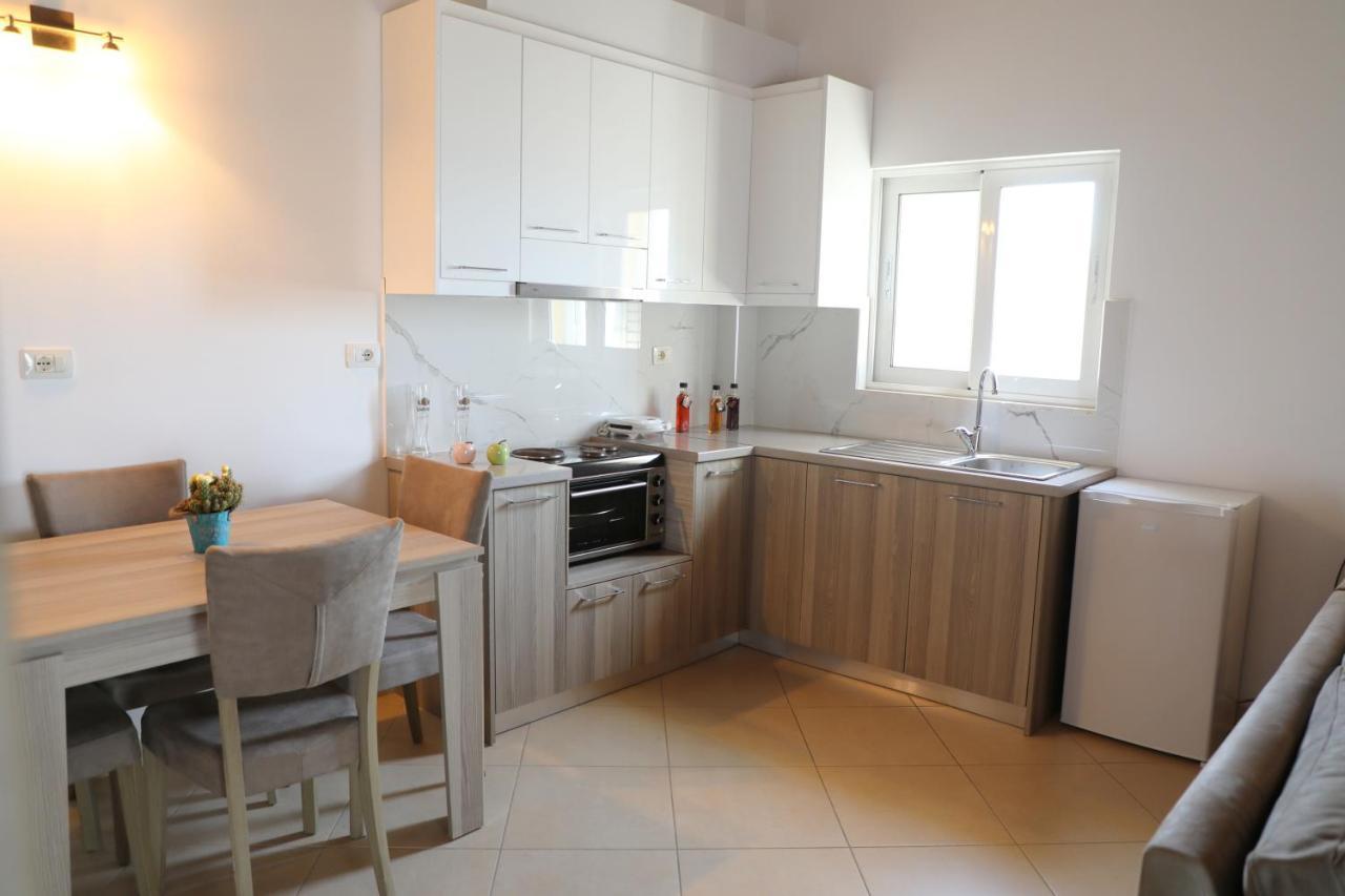 Atlantis Apartments Sarandë Eksteriør bilde